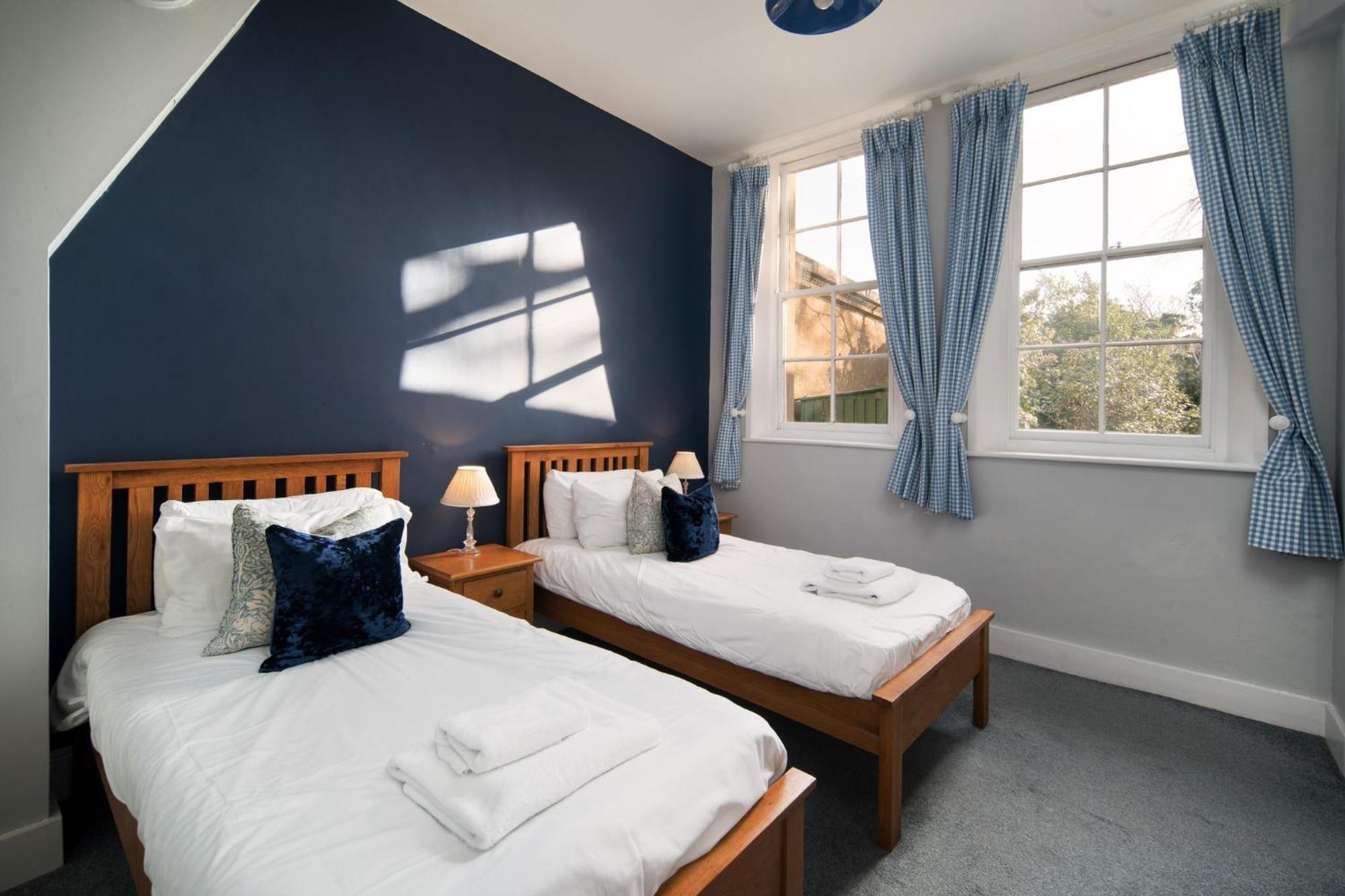 Albert Cottage Hotel East Cowes Exteriör bild